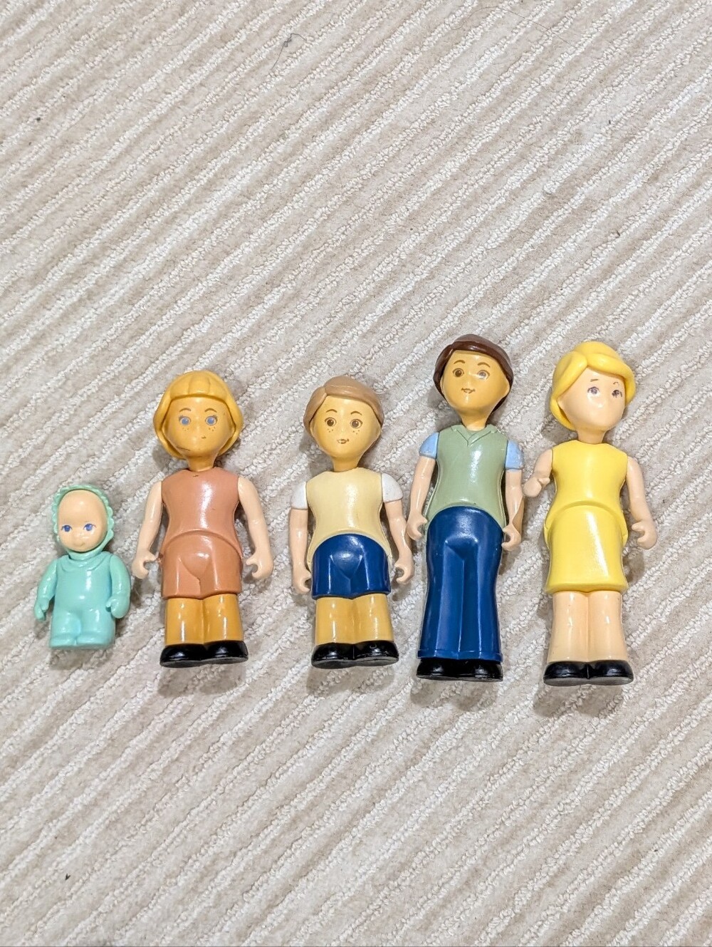 Vintage Little Tikes Family Of 5- Mother, Father, Daughter, Son & Baby